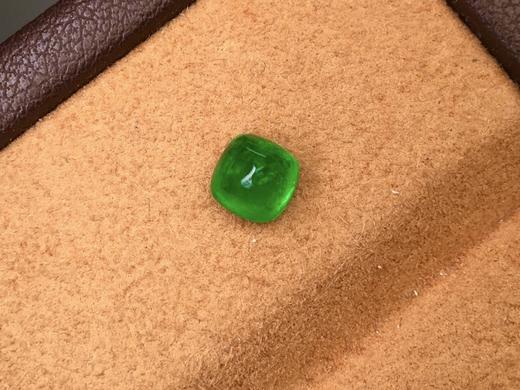 0.87ct 祖母绿裸石 商品图3