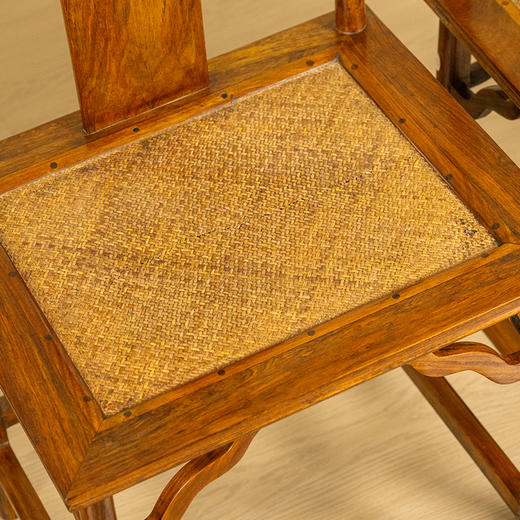 二十世纪 黄花梨灯挂椅成堂（一堂四件） 商品图4