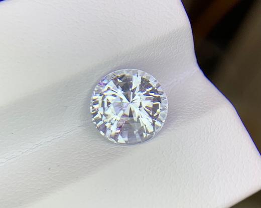 4.74ct 白蓝宝裸石 商品图4
