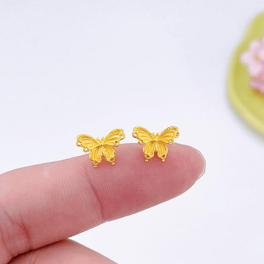 【限时克减128元】足金999.9 #九紫离火 缤纷蝴蝶耳钉（配胶塞）(ES00585)（预售产品下单后不退款不退货不换货不补差价）（预售产品下单后不退款不退货不换货不补差价） 商品图2