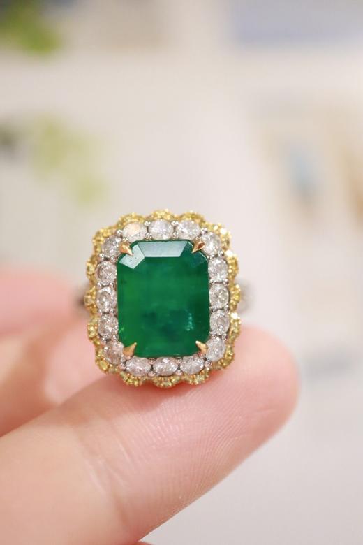 2.94ct 祖母绿戒指 商品图1