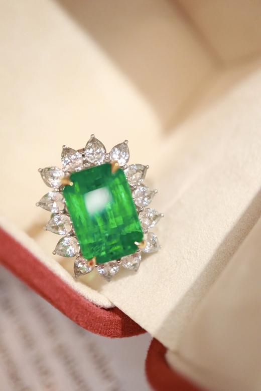 6.17ct 祖母绿戒指吊坠 商品图7