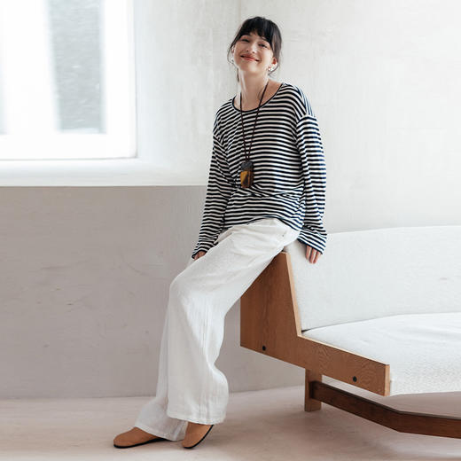 绽放旅行女装567朵/天丝羊毛条纹简约舒适圆领落肩文艺长袖T恤衫 商品图2