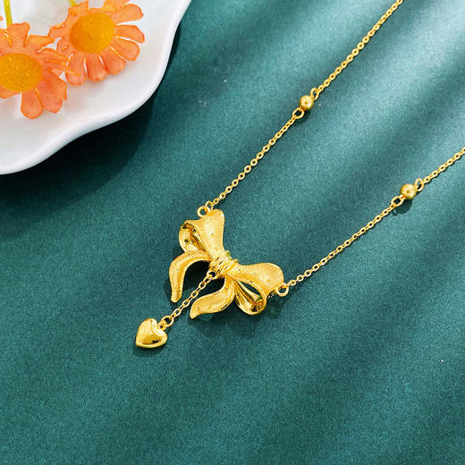 【限时克减128元】足金999.9 #在逃公主 【精品】在逃公主间金珠调节项链爱心流苏甜美少女心公主蝴蝶结套链(TL00565)（预售产品下单后不退款不退货不换货不补差价 商品图3