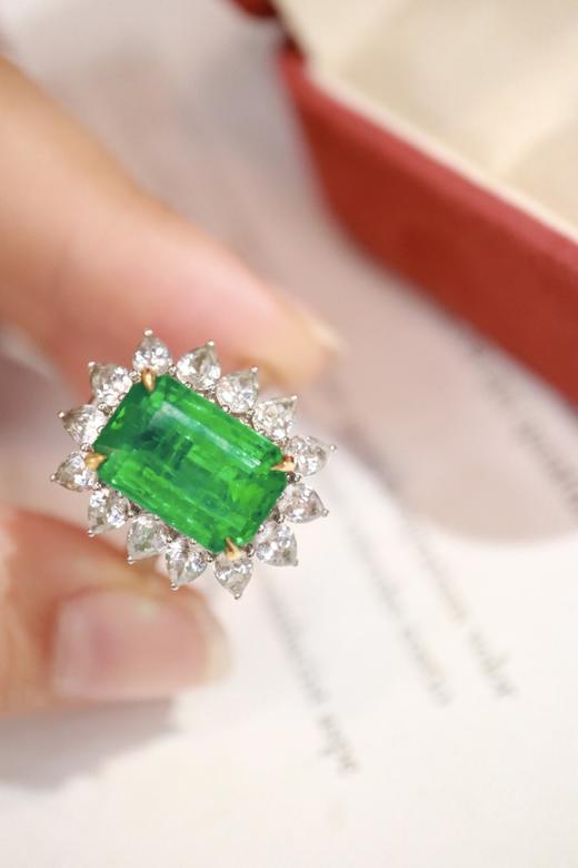 6.17ct 祖母绿戒指吊坠 商品图0