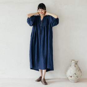 * 绽放608朵/双支砂洗亚麻青金石蓝 V领手工塔克褶宽松长袖连衣裙子