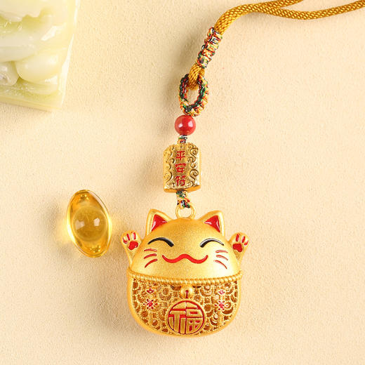 【喵喵万福】灵机锦鲤金钱猫挂饰 镂空雕花车挂挂件钥匙扣 商品图4