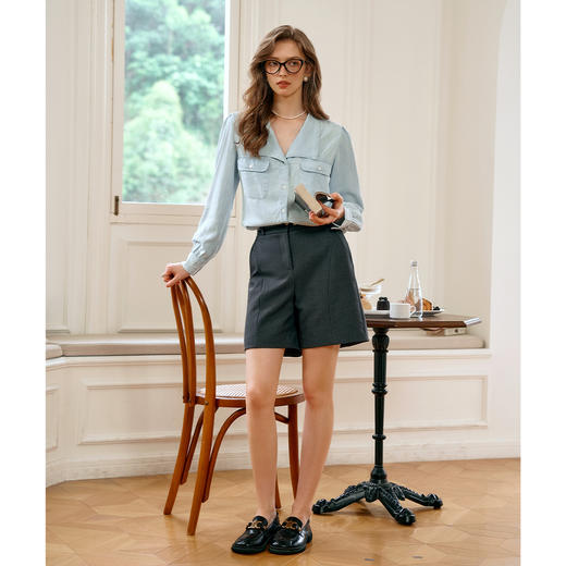 OLrain欧芮儿长袖牛仔衬衫女秋季2024年新款V领休闲通勤衬衣上衣 商品图2