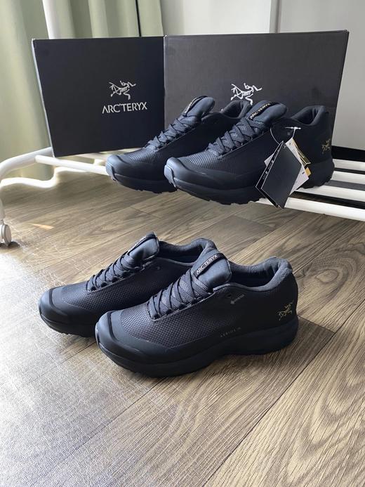 茑限量黑金男款AERIOS透气越野徒步鞋 商品图0