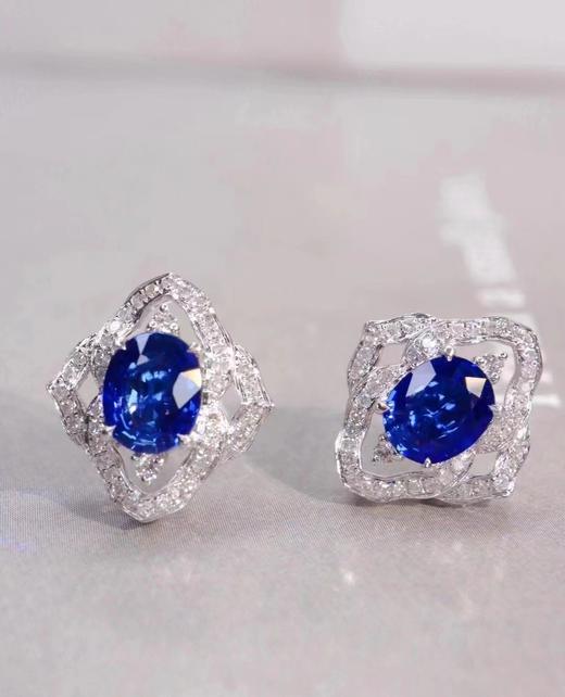 1.6ct 蓝宝石耳钉 商品图0