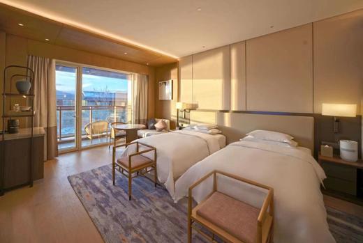 栖湖饭店双床栖湖饭店 商品图0