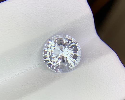 4.74ct 白蓝宝裸石 商品图3