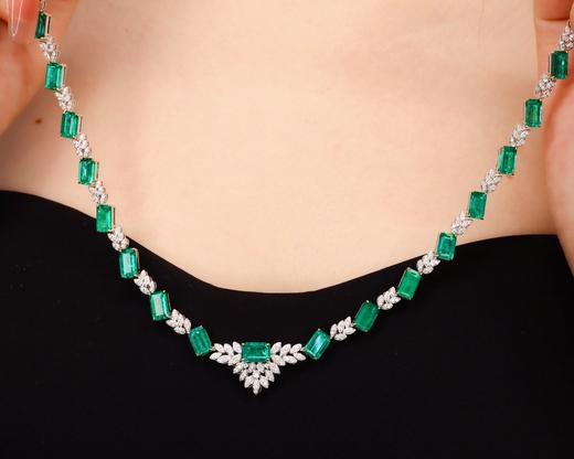 15.6ct 祖母绿晚装链 商品图2