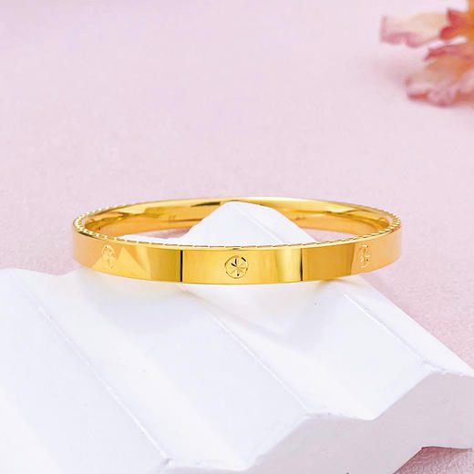 【限时克减150元】足金 【精品】无氰5D硬金空心固口螺丝纹手镯米字纹手镯（面宽约5.9-6.3mm，厚约2.7mm)(AR5DSZ00009)（预售产品下单后不退款不退货不换货不补差价） 商品图0