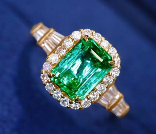 0.9ct 祖母绿戒指 商品图2