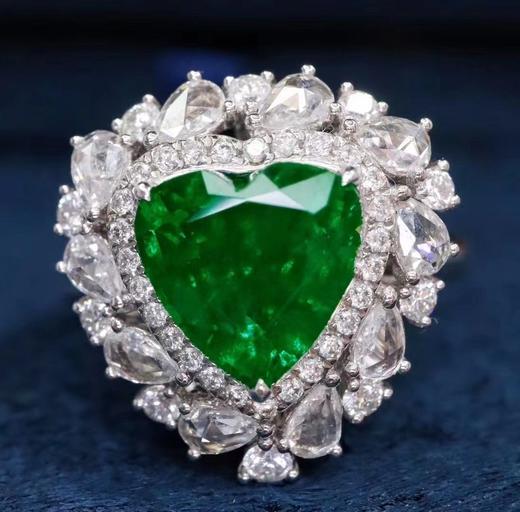 2.19ct 祖母绿戒指 商品图3