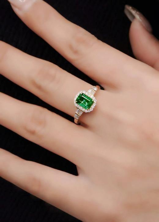 0.9ct 祖母绿戒指 商品图4