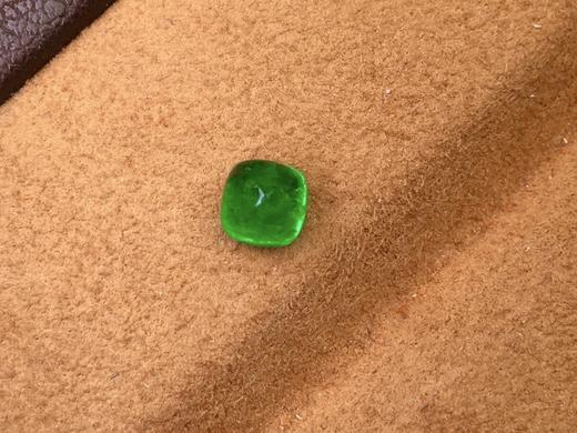 0.74ct 祖母绿裸石 商品图2
