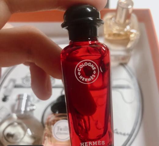 【春日限定 限时特惠】爱马仕香水小样四件套 爱马仕之光7.5ml，橘彩星光7.5ml，血色大黄7.5ml，Twilly7.5ml 商品图5