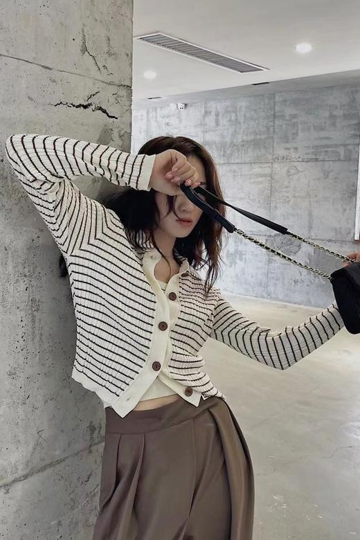 LNNNS 米棕色条纹针织两件套 13486 商品图5