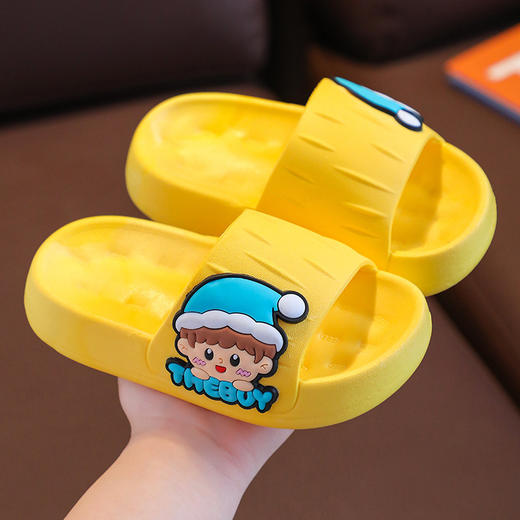 【由内而外的舒适 柔软亲肤，安心呵护宝宝每一天】卡通亲子儿童拖鞋 男童室内女孩防滑 新款踩屎感女童凉拖鞋 颜值有实力萌萌哒软软哒-QQ 商品图2