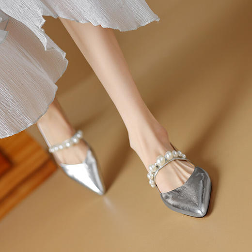 【预售5天】2024新款春秋法式银色玛丽珍鞋女尖头平底鞋女软底舒适浅口单鞋女NJMK&K878 商品图1