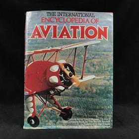 国际航空百科全书（1977） 数百幅插图 精装大16开