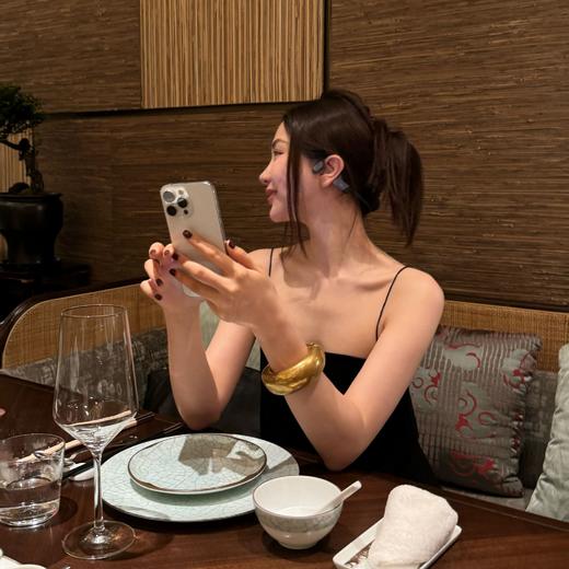 ROMI STUDIO “基础随性” 独立聚拢针织细肩带抹胸背心 431A8092 商品图1