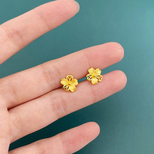 【限时克减150元】足金999.9 #招桃花 【精品】镂空相遇美好樱花桃花花形耳饰耳钉(AUWZES00012)（预售产品下单后不退款不退货不换货不补差价 商品图2