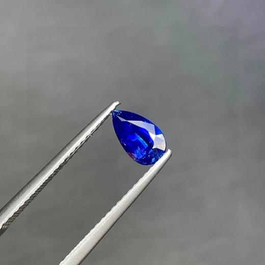 0.89ct 蓝宝石裸石 商品图4