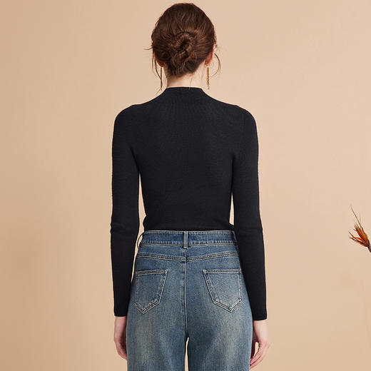 EITIE爱特爱秋季新款舒适柔软打底纯色基础款半高领100%绵羊毛针织衫D2401417 商品图9