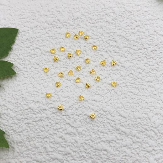 【限时克减150元】足金999 【无字印】古法散珠实心金圈隔片Diy几何三角手串配件27粒/件(AKGFSC00426)补差价）预售产品下单后不退款不退货不换货不补差价 商品图0