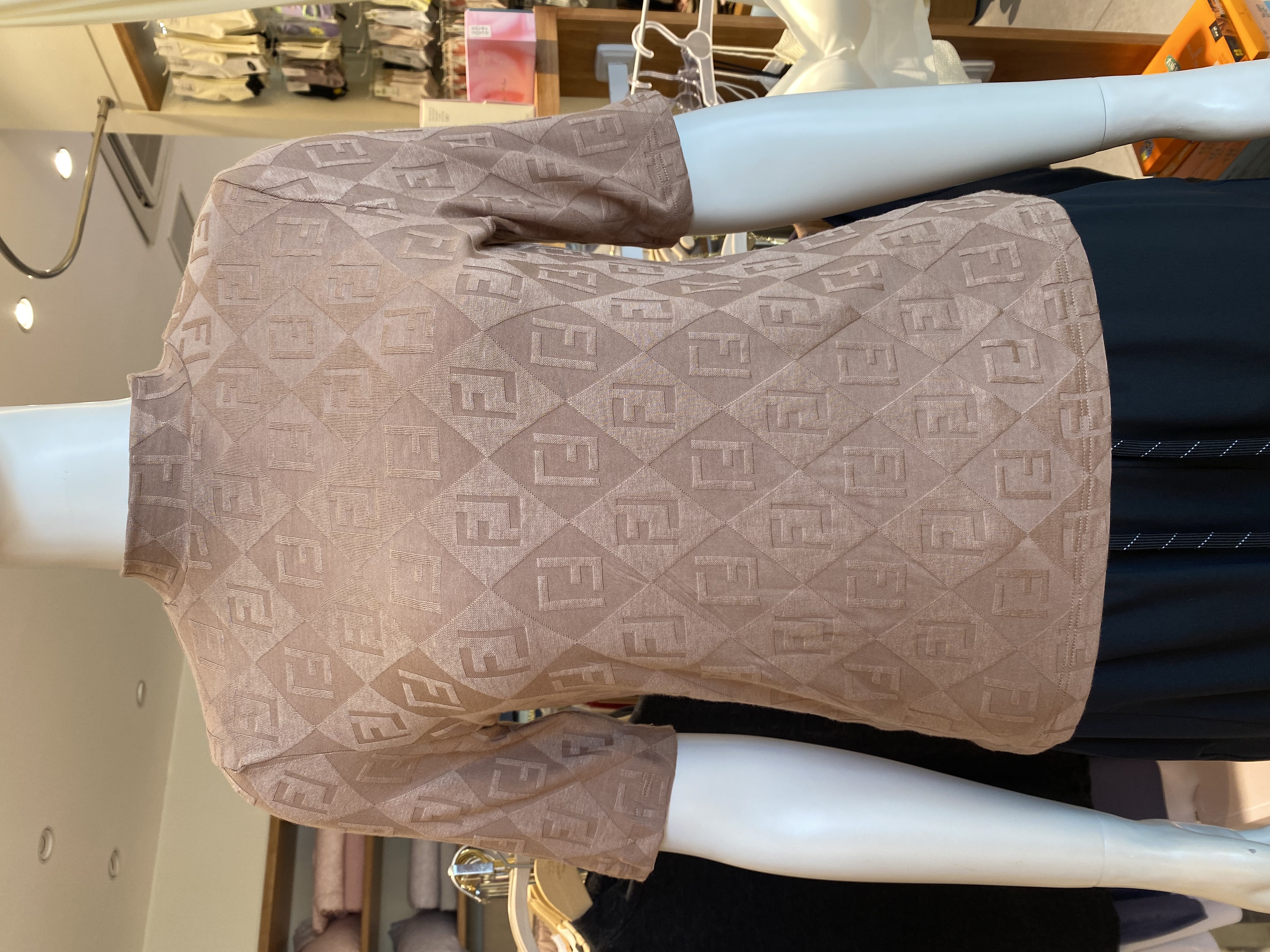 小衫莫代尔棉小衫