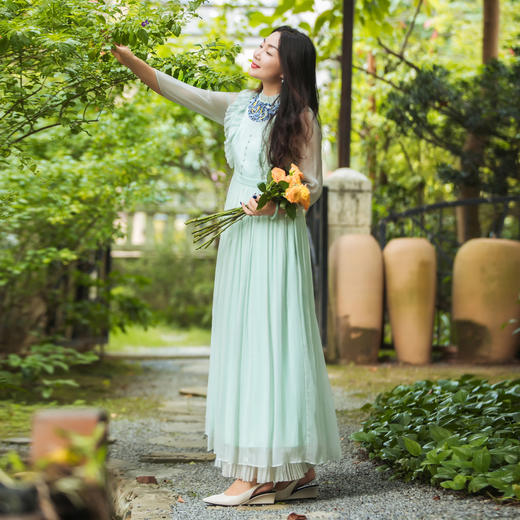 【林栖设计小店】【现货】【漫蝶花镜】真丝桑蚕丝花仙女连衣裙复古绣花优雅花边2024秋季新品1943270 商品图1