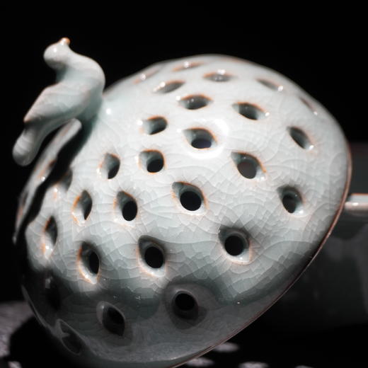 龙泉青瓷·飞鸟熏炉 商品图1