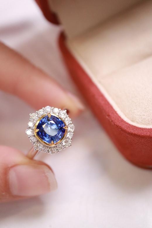 2.45ct 蓝宝石戒指 商品图5