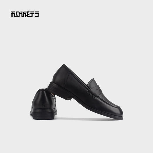 和诚行 2024秋冬新款英伦风一脚蹬复古小皮鞋女百搭乐福鞋1200030 商品图4