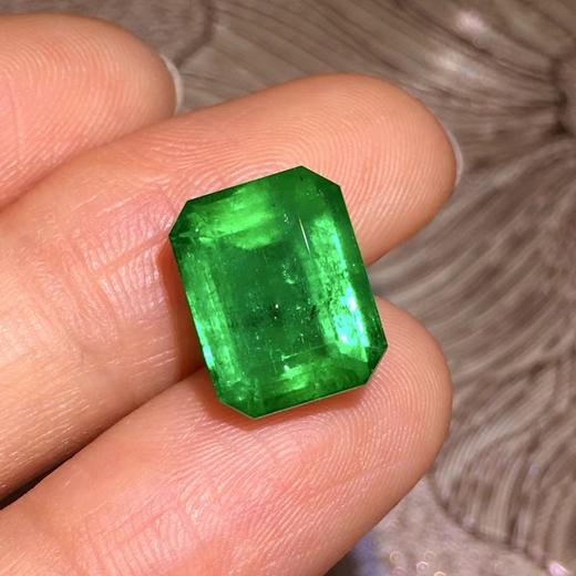 6.19ct 祖母绿裸石 商品图4