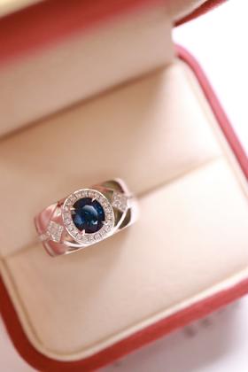 1.23ct 蓝宝石戒指