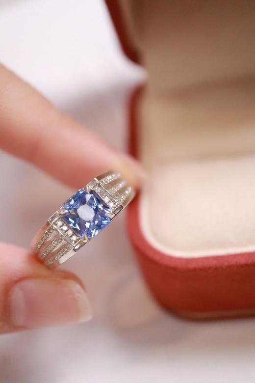 2.55ct 蓝宝石戒指 商品图3