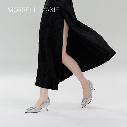 【云粉节】BF楼MM24款满钻中跟单鞋货号MW241061-SV吊牌价1199活动价959 商品图0