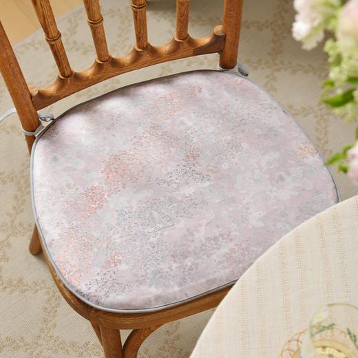 春意系列椅垫家用坐垫办公室四季通用马蹄形棉方椅垫圆椅垫 商品图3