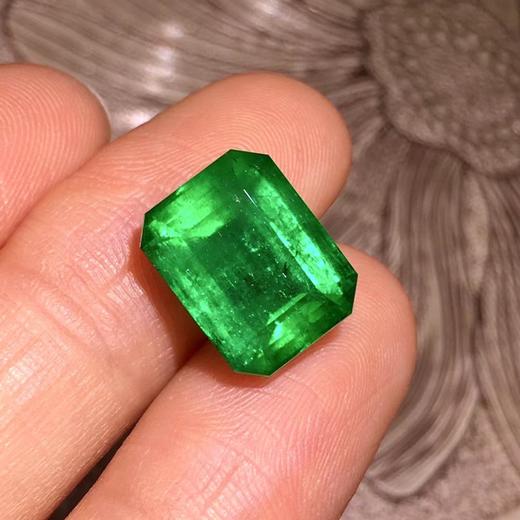 6.19ct 祖母绿裸石 商品图5