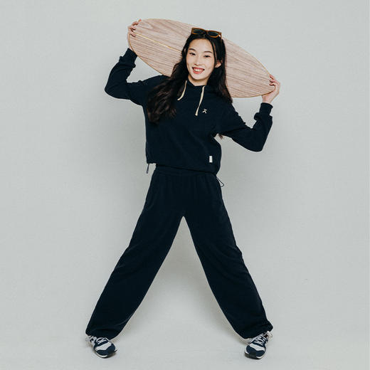 【品牌直发】ACMEITEM爱棵米 户外女士抓绒长裤宽松弹力柔软运动长裤子女款GAF2021451G 商品图2