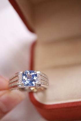 2.55ct 蓝宝石戒指
