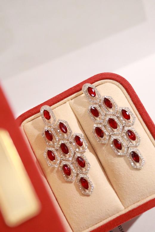 4.1ct 红宝石耳环 商品图3