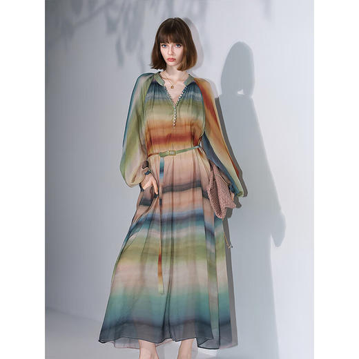 【限时秒杀】COCOBELLA[赤霞橘光]手绘彩虹条纹飘逸长袖连衣裙套装FR7045 商品图2