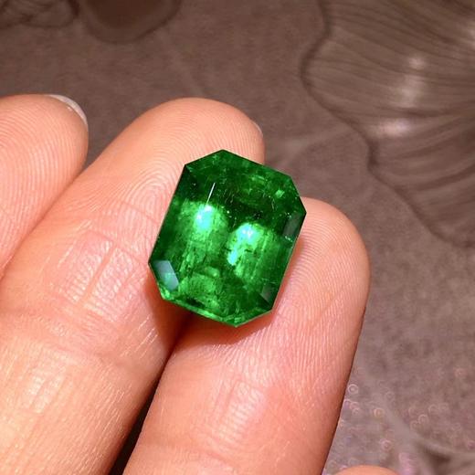 5.61ct 祖母绿裸石 商品图6