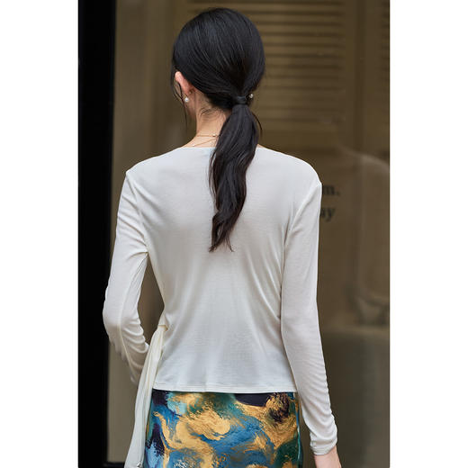 剩S/M 米思阳2025秋季新款设计感V领不规则绑带天丝衬衫内搭上衣女3839 商品图4