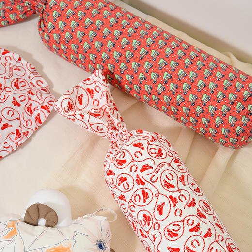 卡通画宝宝儿童糖果枕抱枕睡觉荞麦壳枕头圆柱枕单人家用卡通可拆洗 商品图2